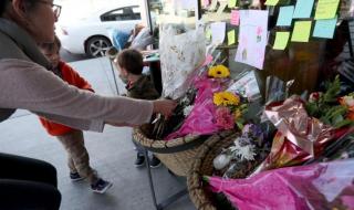 女子生日被4好友拖行 女子生日被4好友拖行