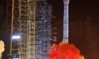 我国一箭双星再次发射成功 我国一箭双星再次发射成功