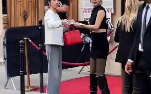 张嘉倪微博为什么禁言 杨颖张嘉倪账号被禁言