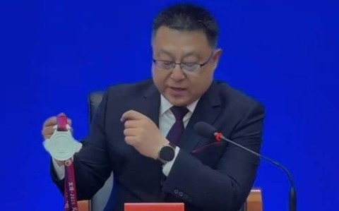 文旅局长出圈（文旅局长出圈作文）