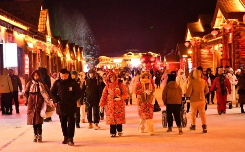 雪乡旅游乱象（雪乡游客）