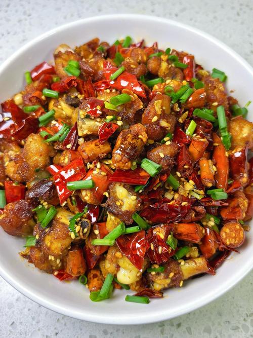 重庆辣子鸡的做法(重庆辣子鸡的做法 老版)
