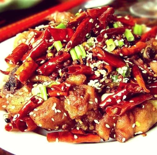 重庆辣子鸡的做法(重庆辣子鸡的做法 老版)